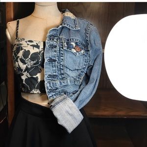 Super cute jean jacket!